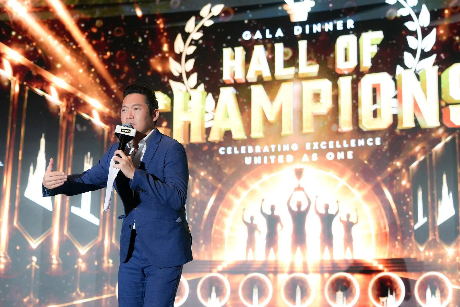 James Yang hosting the Hall of Champions gala dinner